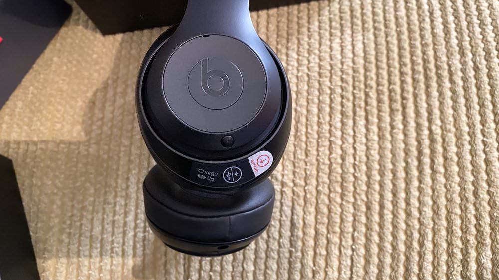 Beats studio 3-Cameraloops.com - 4.jpeg