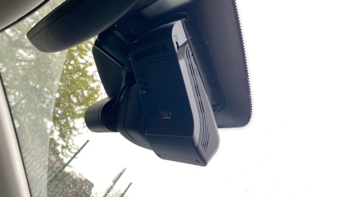 Thinkware U1000 and iVolt battery install and mod teardown