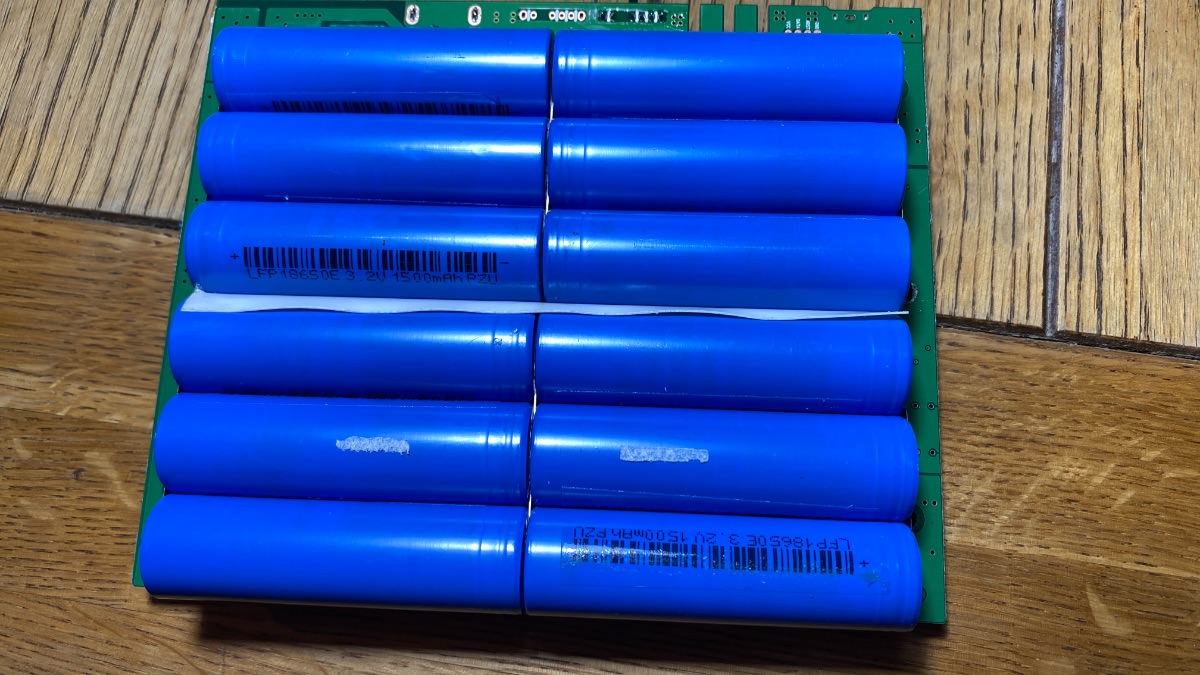 Thinkware U1000 and iVolt battery install and mod teardown 