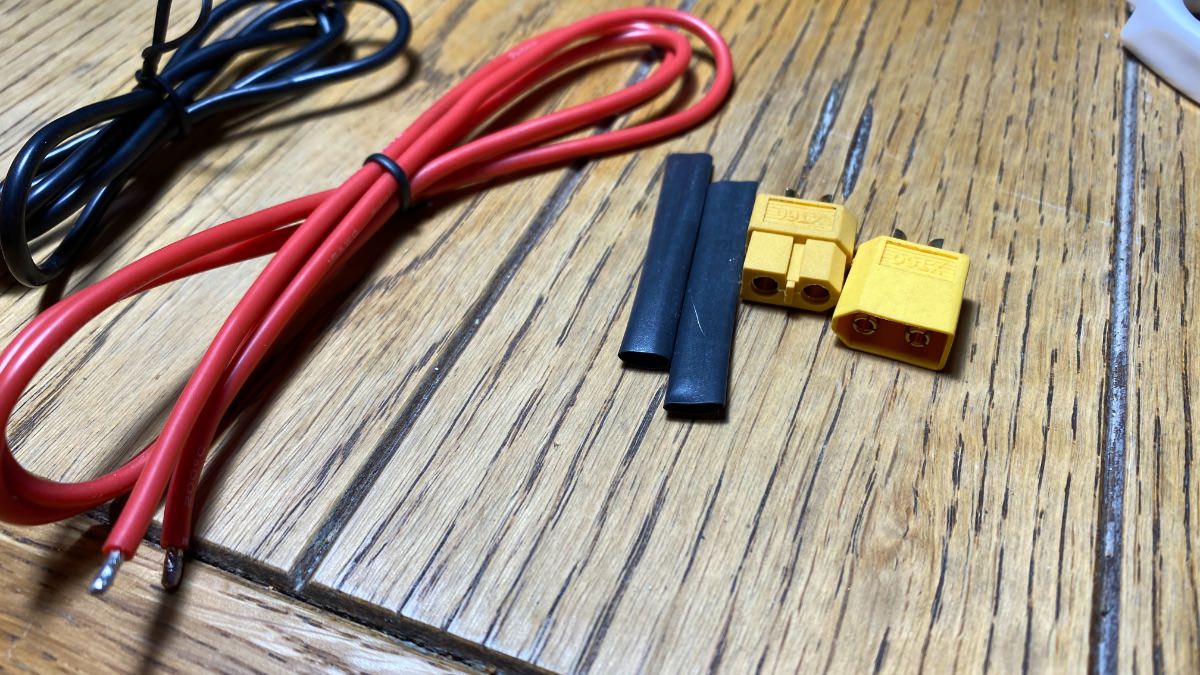 Thinkware U1000 and iVolt battery install and mod teardown