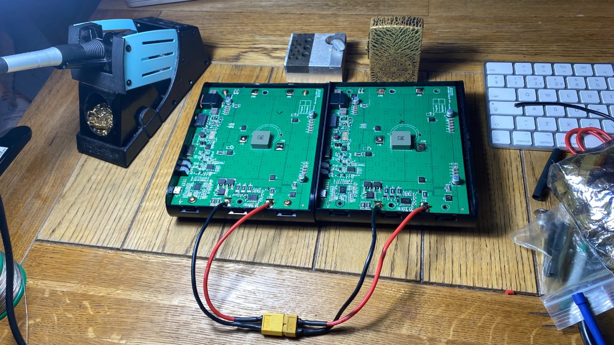 Thinkware U1000 and iVolt battery install and mod teardown