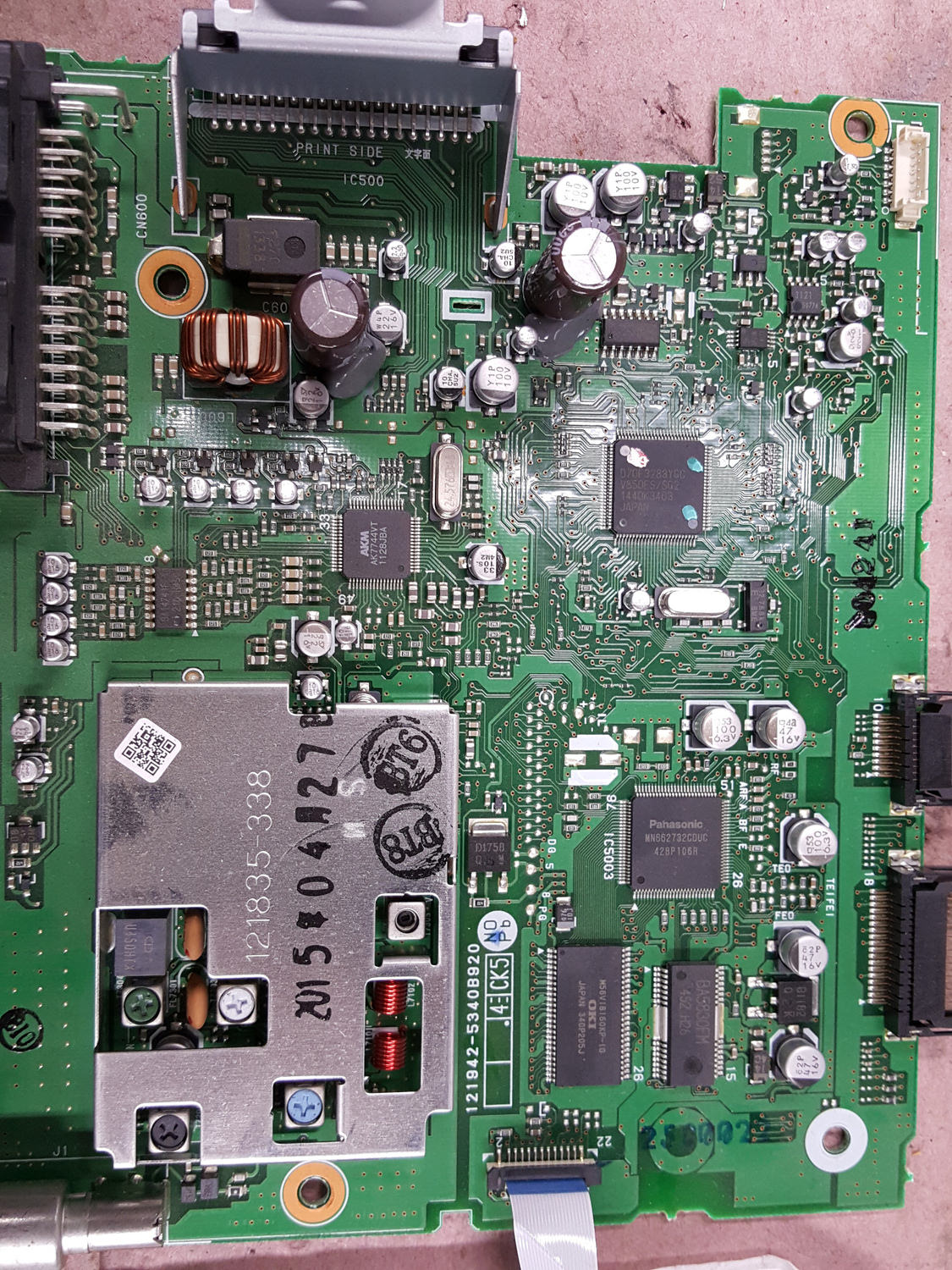 GM Fujitsu Radio.jpg