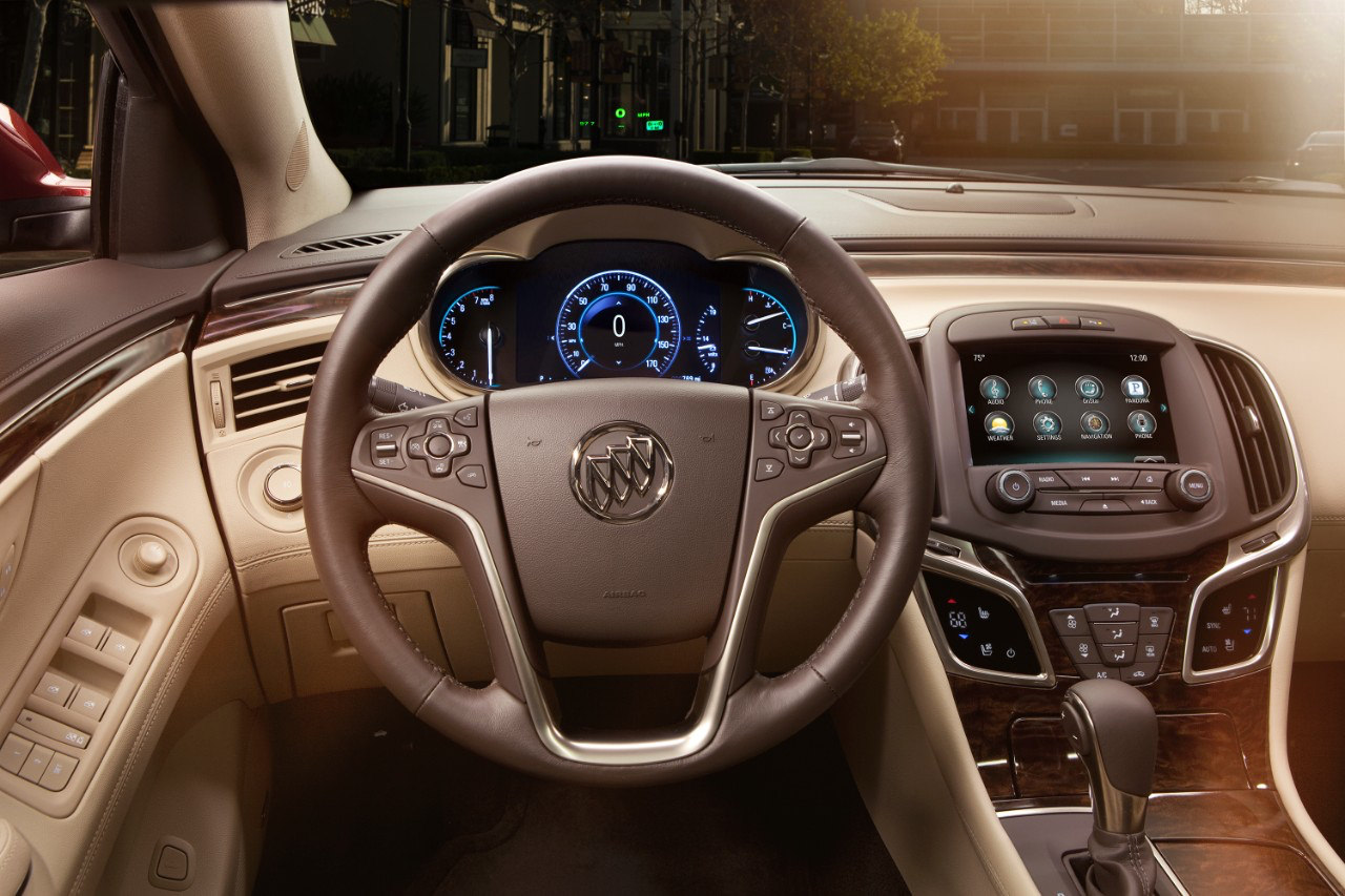 2016-Buick-LaCrosse-013.jpg